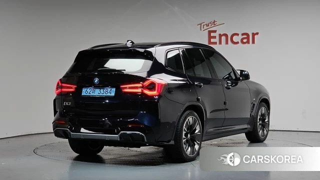 BMW iX3 2024 Черный из Кореи