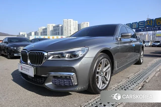 BMW 7 Series (G11) 2018 Серый из Кореи