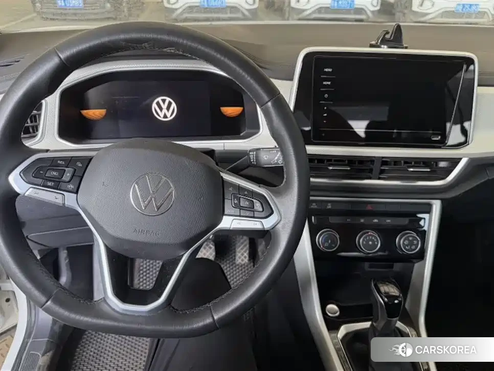 Volkswagen T-Roc 2024 Белый из Китая