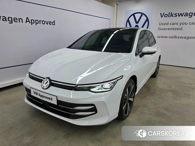 Volkswagen Golf 8th Generation 2025 Белый из Кореи