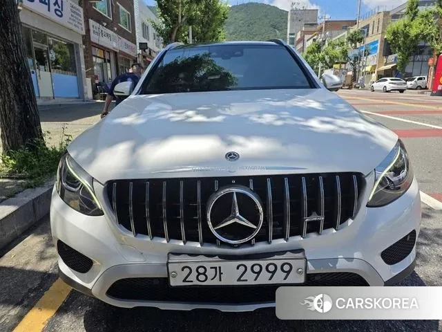 Mercedes-Benz GLC-Class X253 2019 Белый из Кореи