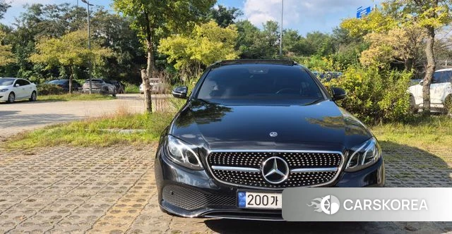 Mercedes-Benz E-Class W213 2019 Черный из Кореи