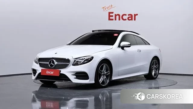 Mercedes-Benz E-Class W213 2019 Белый из Кореи