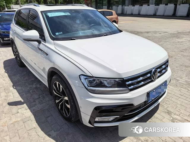 Volkswagen Tiguan L 2021 Белый из Китая