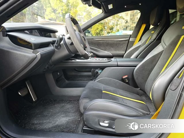 Xiaomi Car Xiaomi SU7 Ultra 2025 Желтый из Китая