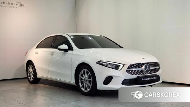 Mercedes-Benz A-Class W177 2020 Белый из Кореи