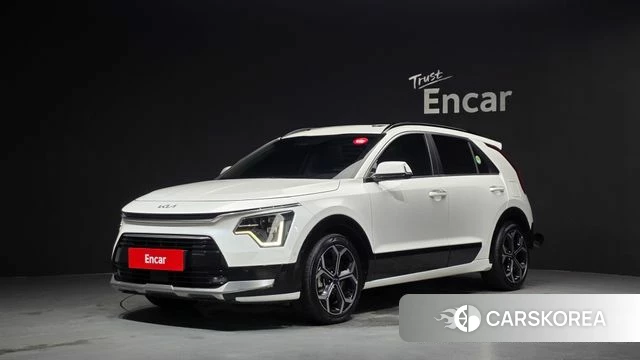 Kia Di Ol Nu Niro 2022 Белый из Кореи