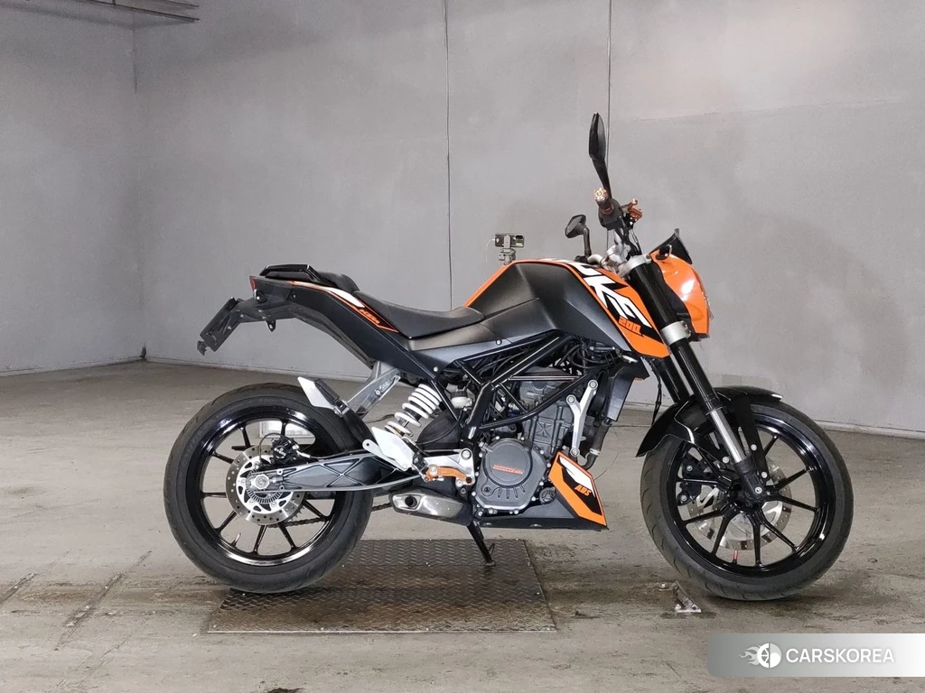 Проданный KTM 200 DUKE 2013 из Японии