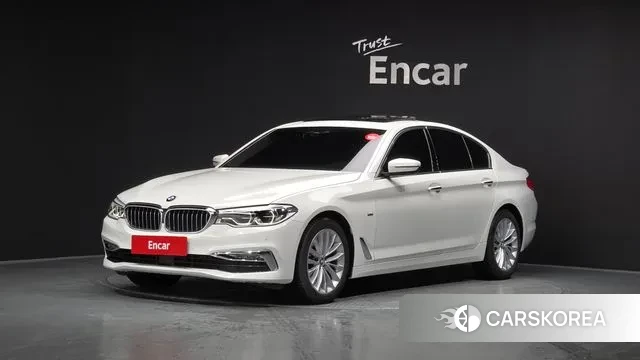 BMW 5 Series (G30) 2018 Белый из Кореи
