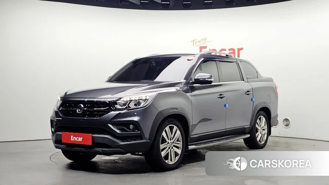 Ssangyong Rexton Sports 2019 Серебристо-серый из Кореи
