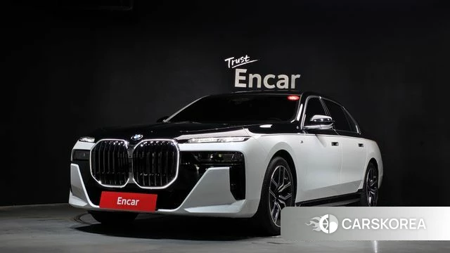 BMW 7 Series (G70) 2025 Белый из Кореи