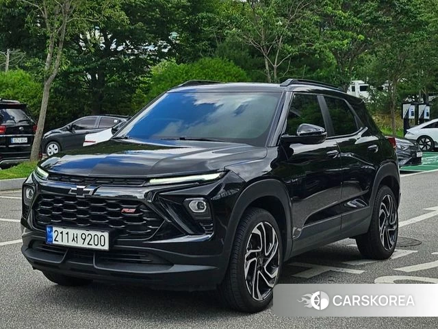 Chevrolet (GM Daewoo) The New Trail Blazer 2023 Черный из Кореи