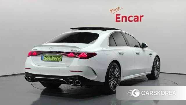 Mercedes-Benz E-Class W214 2026 Белый из Кореи
