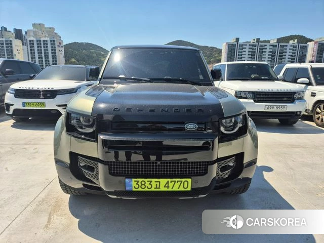 Land Rover Defender (L663) 2024 Светло-зеленый из Кореи