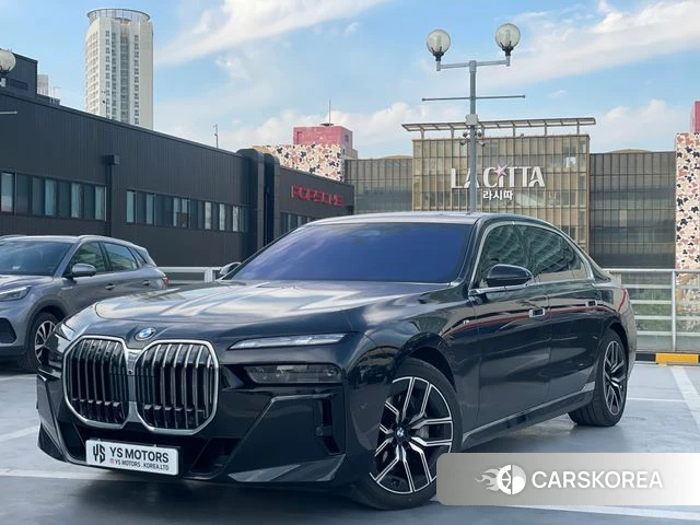 BMW 7 Series (G70) 2025 Черный из Кореи