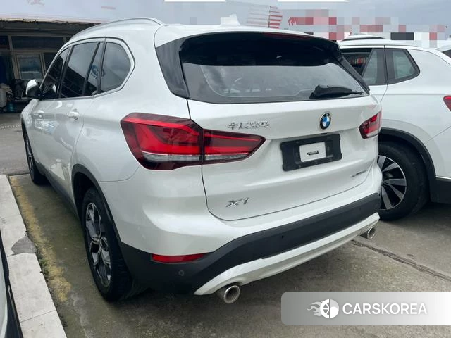 BMW X1 2021 Белый из Китая