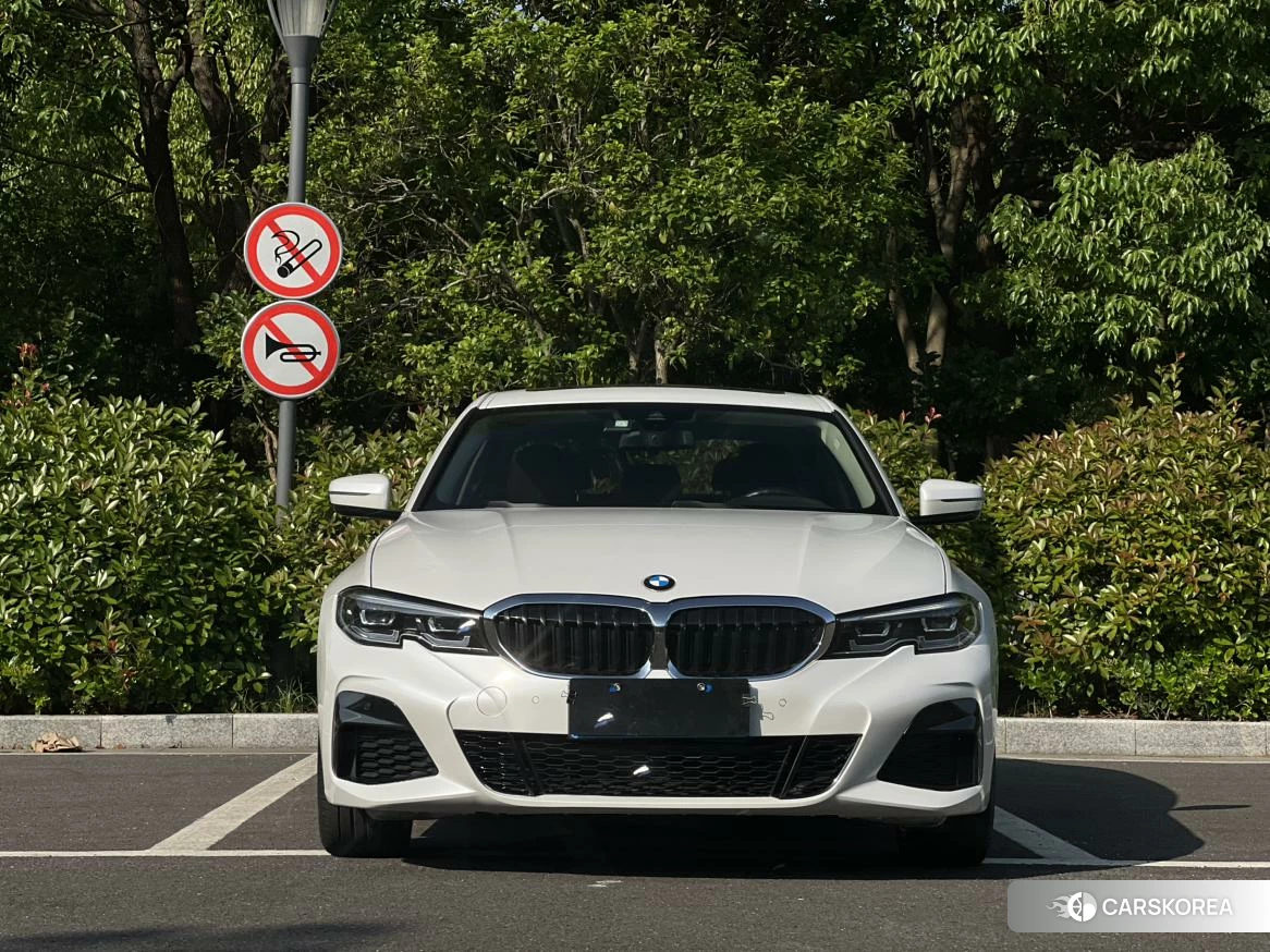 BMW 3 series 2022 Белый из Китая