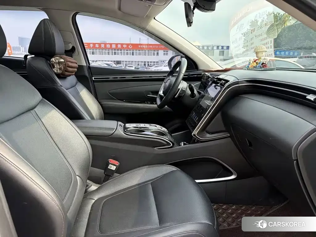 Hyundai Tucson 2022 Белый из Китая