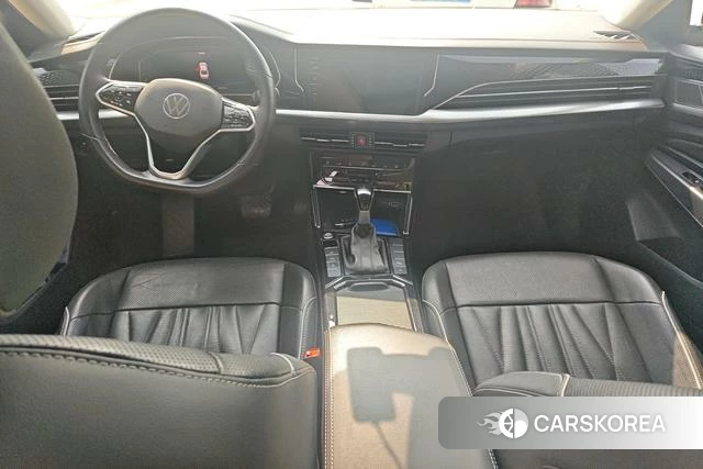 Volkswagen Passat 2022 Черный из Китая