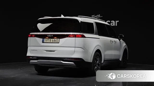 Kia Carnival 4th generation 2022 Белый из Кореи