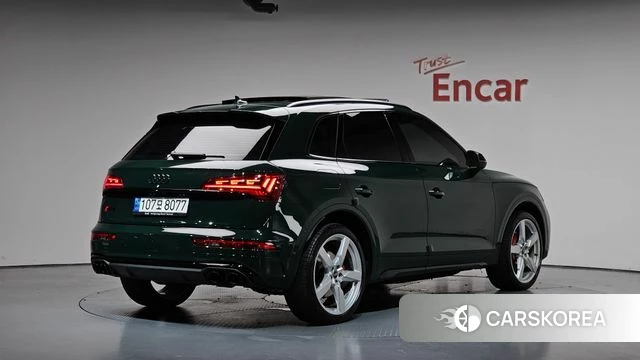 Audi SQ5 (FY) 2023 Темно-зеленый из Кореи