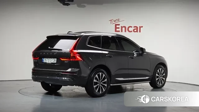 Volvo XC60 second Generation 2023 Цвет тростника из Кореи