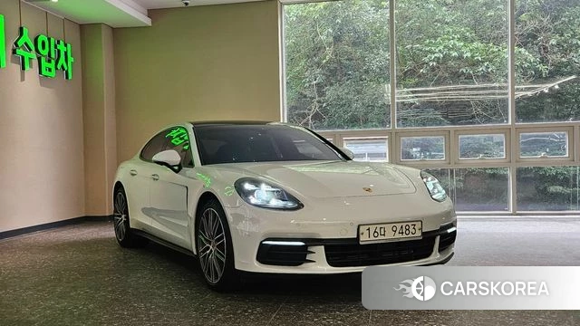 Porsche Panamera (971) 2019 Белый из Кореи