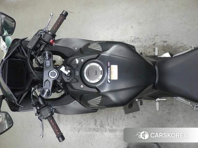 Проданный Honda CBR650R E-CLUTCH id 3997170 из Японии