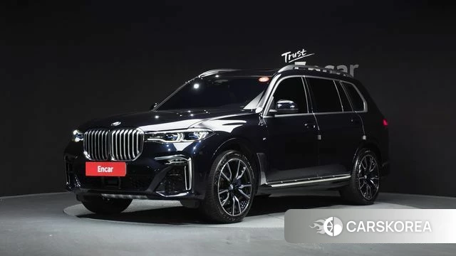 BMW X7 (G07) 2022 Черный из Кореи