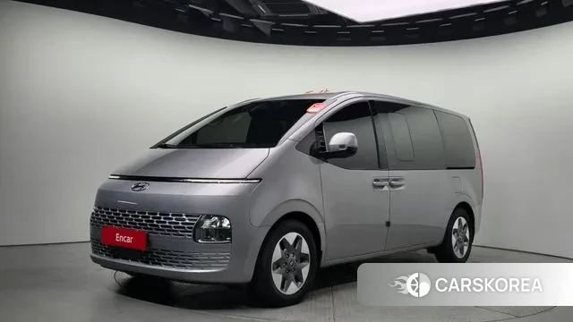 Hyundai Staria 2022 Серебряный из Кореи