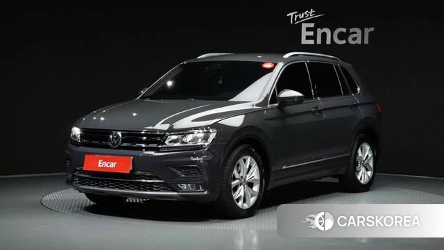 Volkswagen Tiguan second Generation 2020 Серый из Кореи
