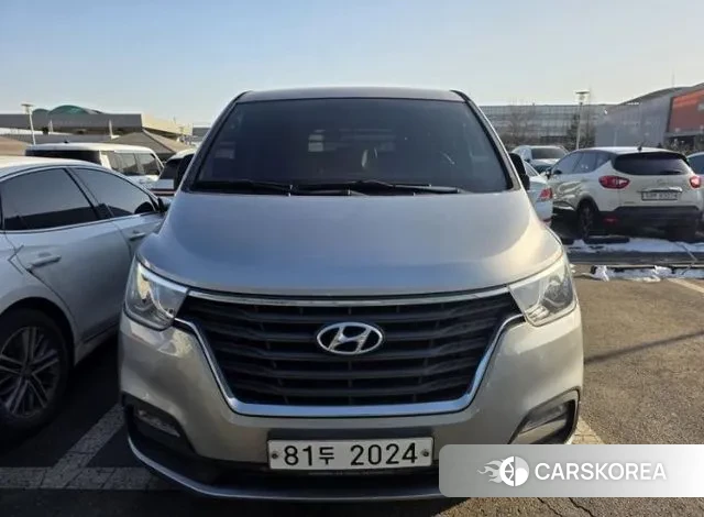 Hyundai The New Grand Starex 2018 Серебристо-серый из Кореи