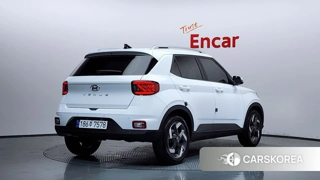 Hyundai Venue 2025 Белый из Кореи