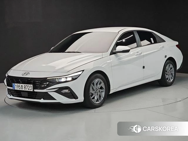 Hyundai The New Avante (CN7) 2023 Белый из Кореи