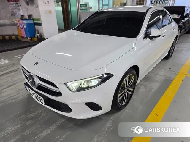 Mercedes-Benz A-Class W177 2021 Белый из Кореи