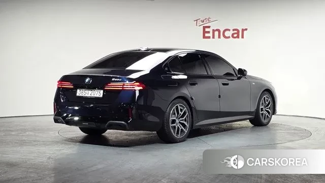 BMW 5 Series (G60) id 3492073 из Кореи