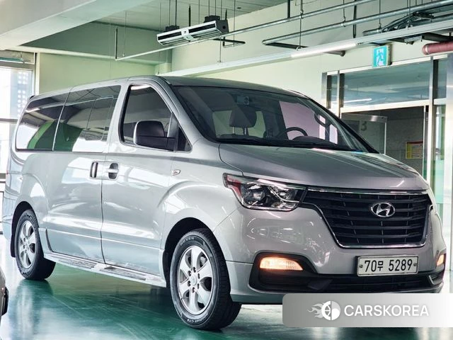Hyundai The New Grand Starex 2019 Серебряный из Кореи