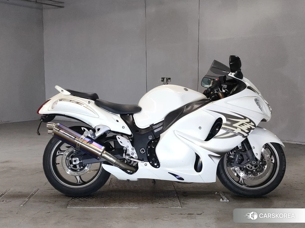 Проданный Suzuki GSX1300R HAYABUSA 2012 из Японии