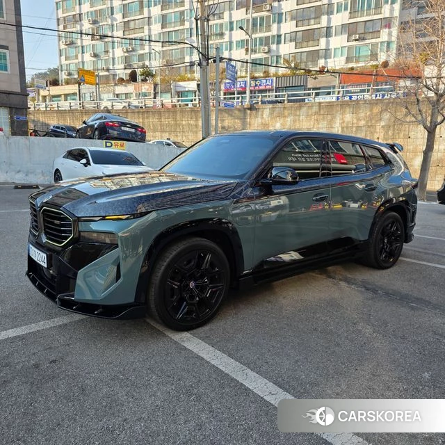 BMW XM (G09) 2023 Цвет галактики из Кореи