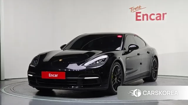 Porsche Panamera (971) 2020 Черный из Кореи