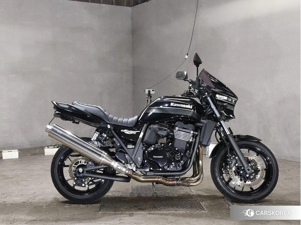 Проданный Kawasaki ZRX 1200 2014 из Японии
