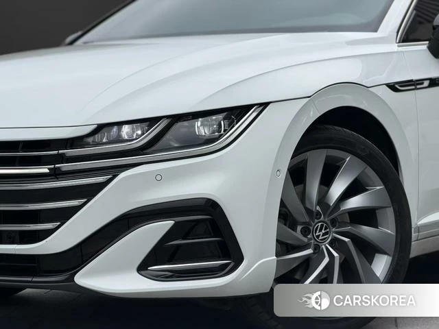 Volkswagen CC 2022 Белый из Китая