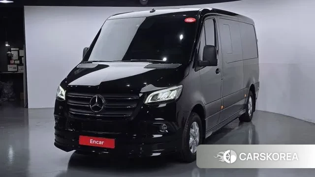 Mercedes-Benz Sprinter 2023 Черный из Кореи