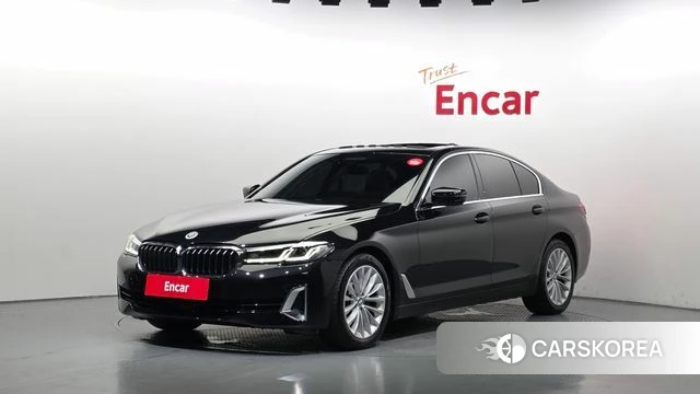 BMW 5 Series (G30) 2022 Черный из Кореи
