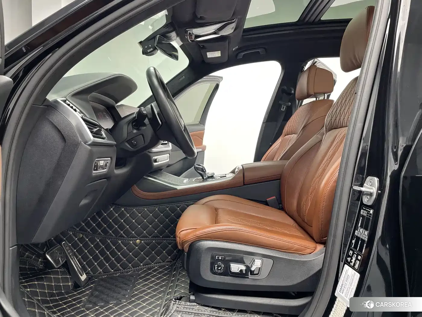 BMW X7 2021 Черный из Китая