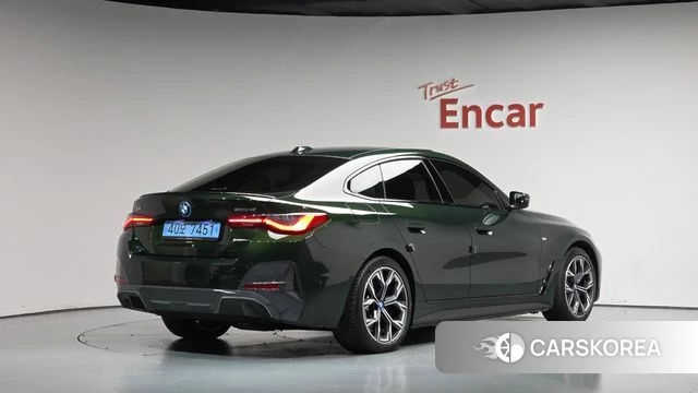 BMW i4 2024 Зеленый из Кореи