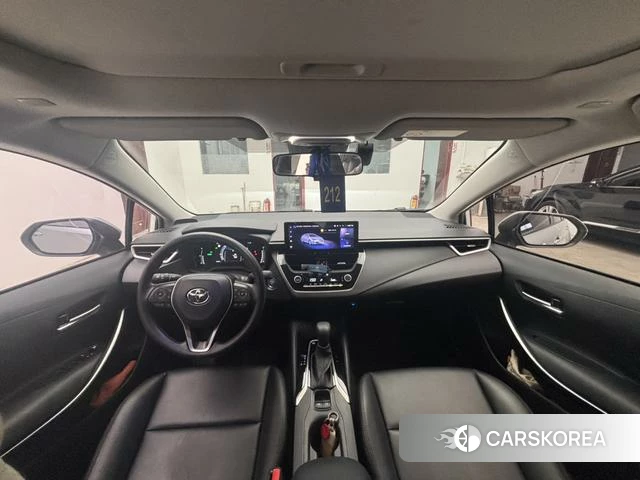 Toyota Corolla 2024 Серебристо-серый из Китая