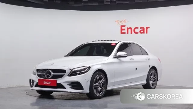 Mercedes-Benz C-Class W205 2021 Белый из Кореи