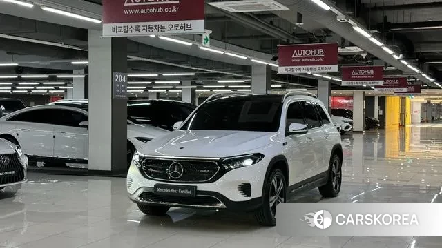 Mercedes-Benz EQB X243 2022 Белый из Кореи