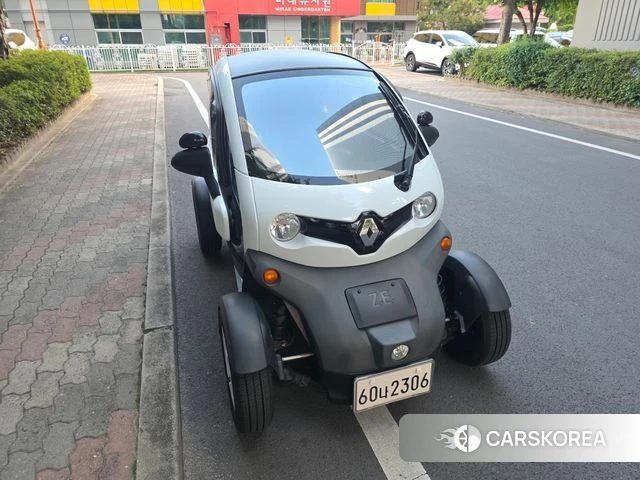 Renault Korea (Samsung) Twizy 2020 Белый из Кореи